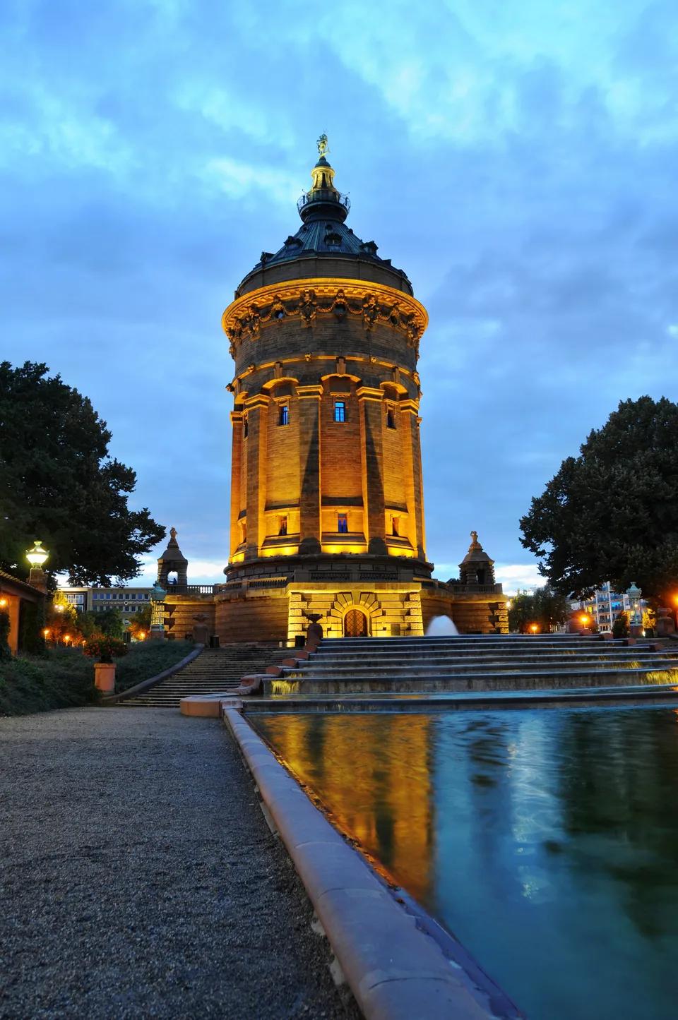 Mannheim’s illuminated Wasserturm at dusk
